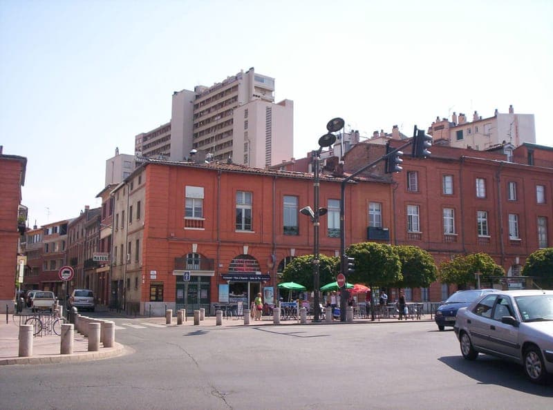 Saint-Cyprien, le quartier de la rive gauche à Toulouse, en 2006.