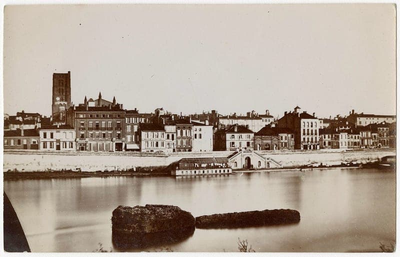 Le quai de Tounis et la Garonne, vers 1880.