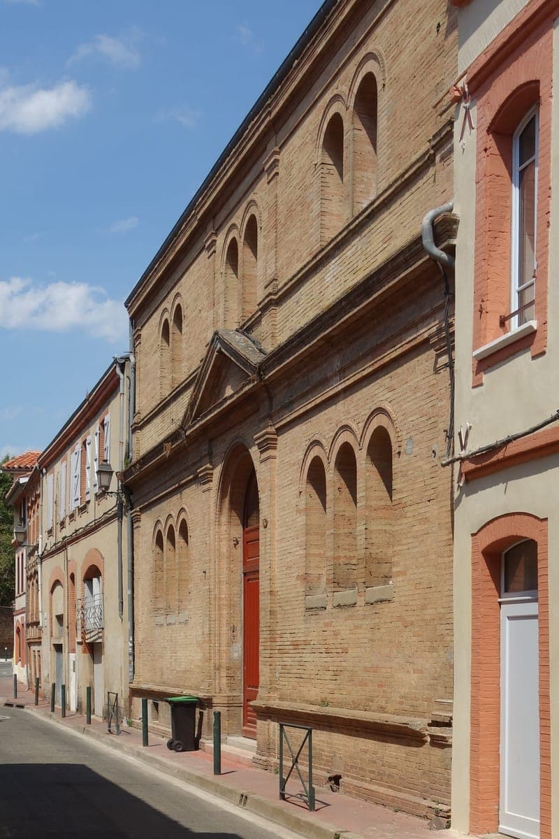L’immeuble du numéro 14 de la rue de l’Amiral-Galache, collège privé Saint-Nicolas, le 6 août 2024.
