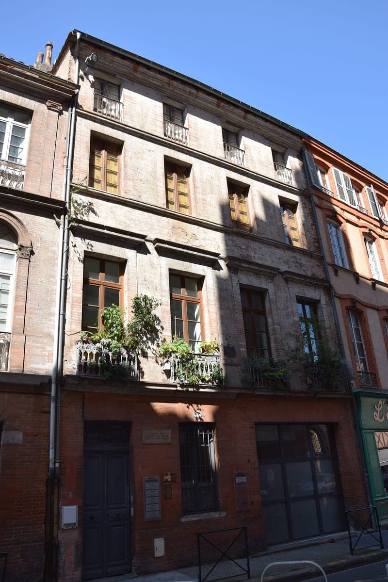La rue de la Dalbade, à Toulouse, en août 2021.