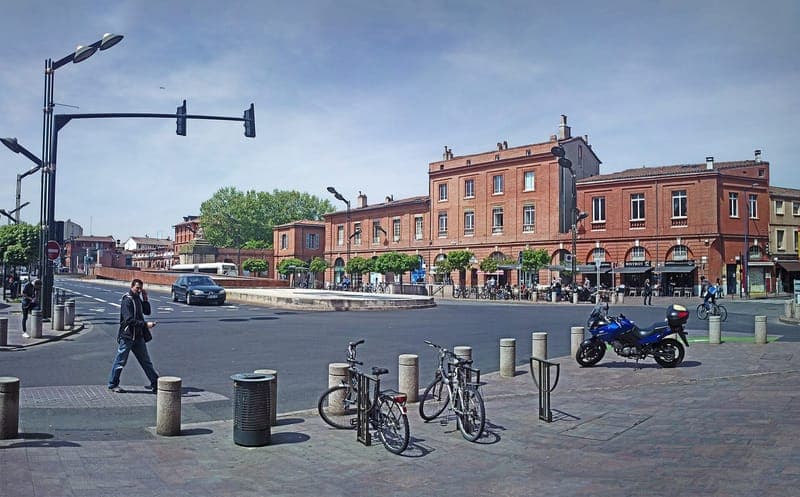 La place intérieure Saint-Cyprien, à Toulouse, en 2015.